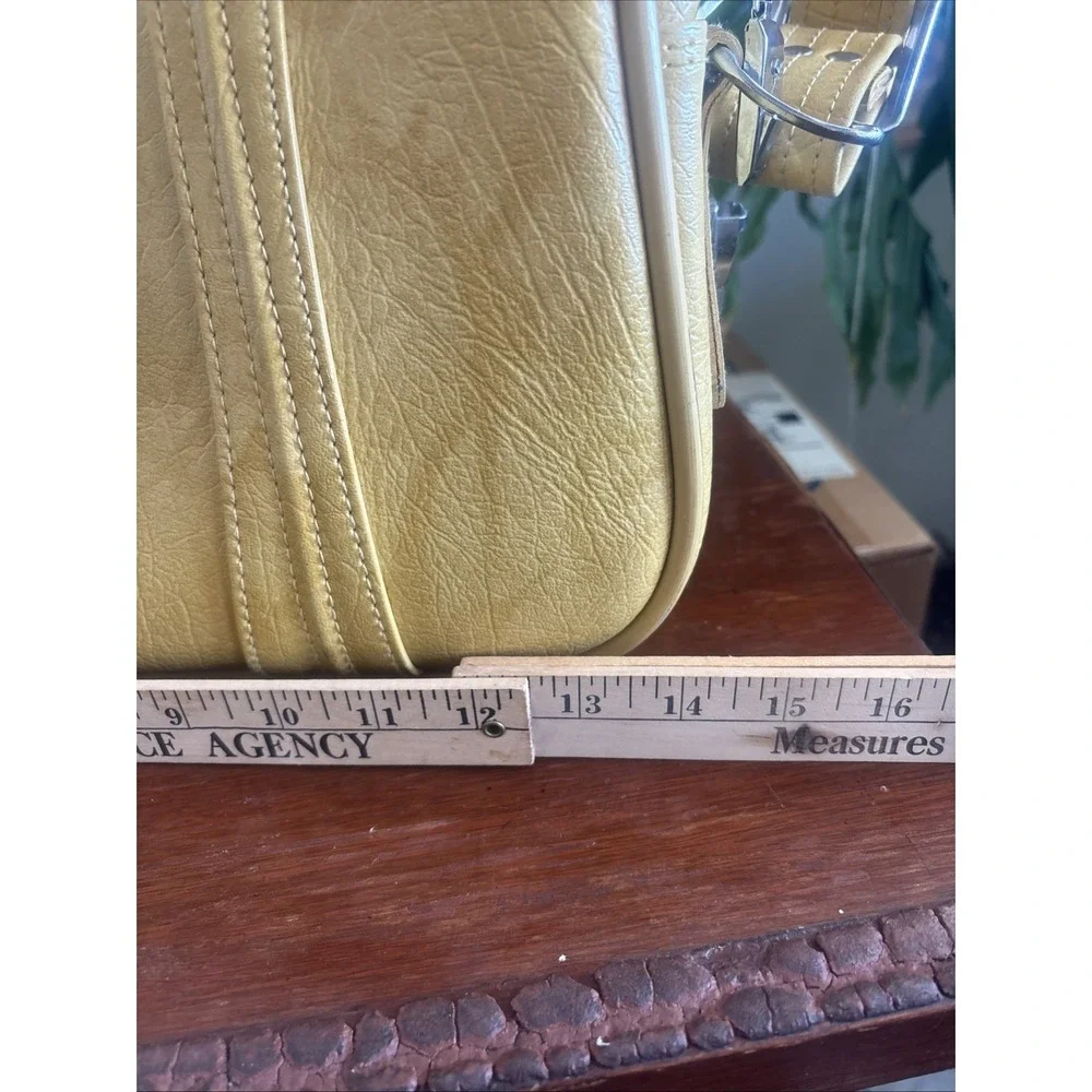 Vintage American Tourister Escort Carry On Tote Overnight Bag Luggage Yellow 14